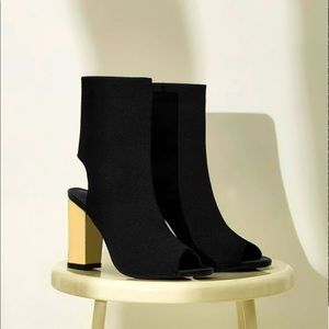 Chunky heel boot